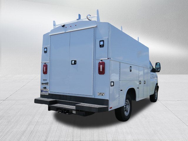 2025 Chevrolet Express Cutaway 3500 1WT