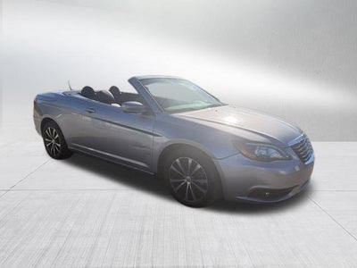 2014 Chrysler 200 S