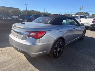 2014 Chrysler 200 S