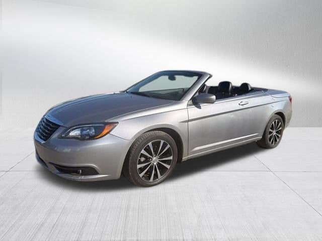 2014 Chrysler 200 S