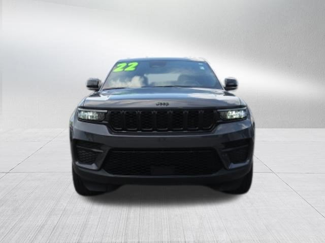 2022 Jeep Grand Cherokee Altitude 4x2