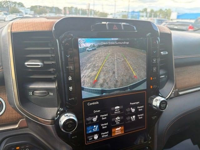 2020 RAM 1500 Laramie Longhorn Crew Cab 4x2 5'7" Box