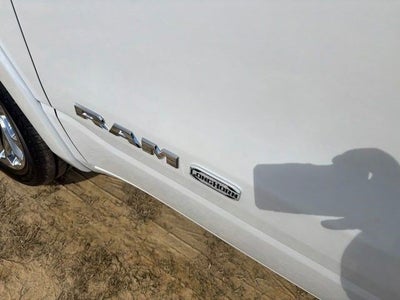 2020 RAM 1500 Laramie Longhorn Crew Cab 4x2 5'7" Box