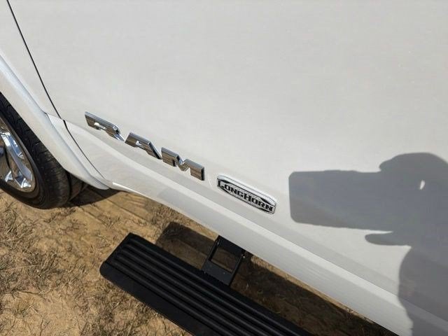 2020 RAM 1500 Laramie Longhorn Crew Cab 4x2 5'7" Box