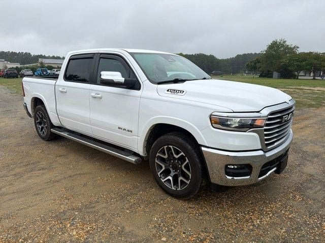 2025 RAM 1500 Laramie Crew Cab 4x4 5'7" Box
