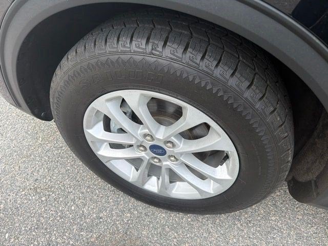2022 Ford Escape SE Hybrid