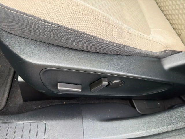 2022 Ford Escape SE Hybrid