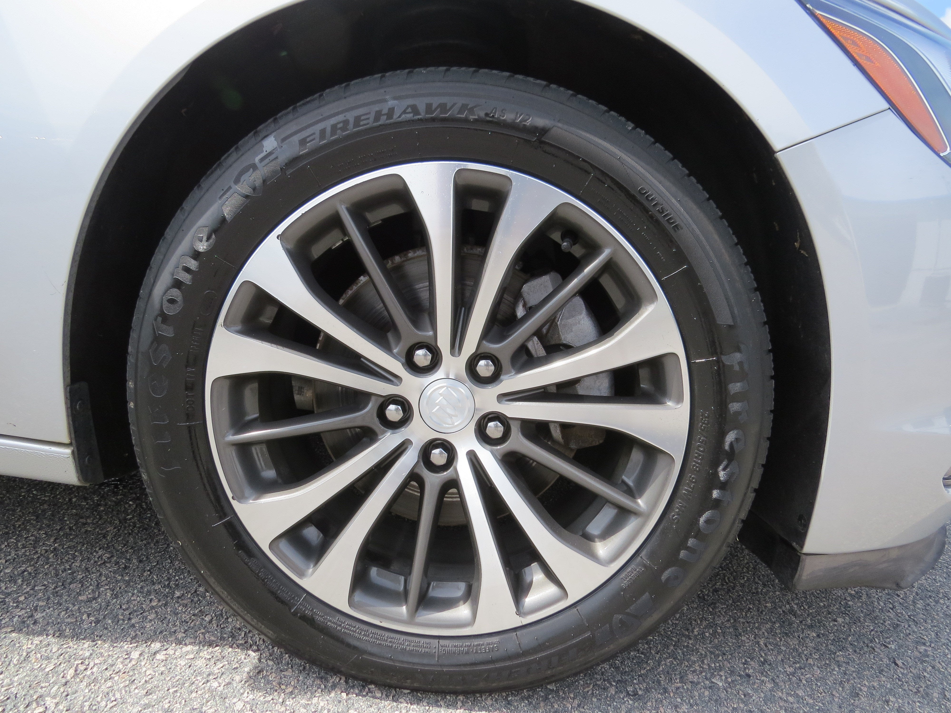 2017 Buick LaCrosse Essence