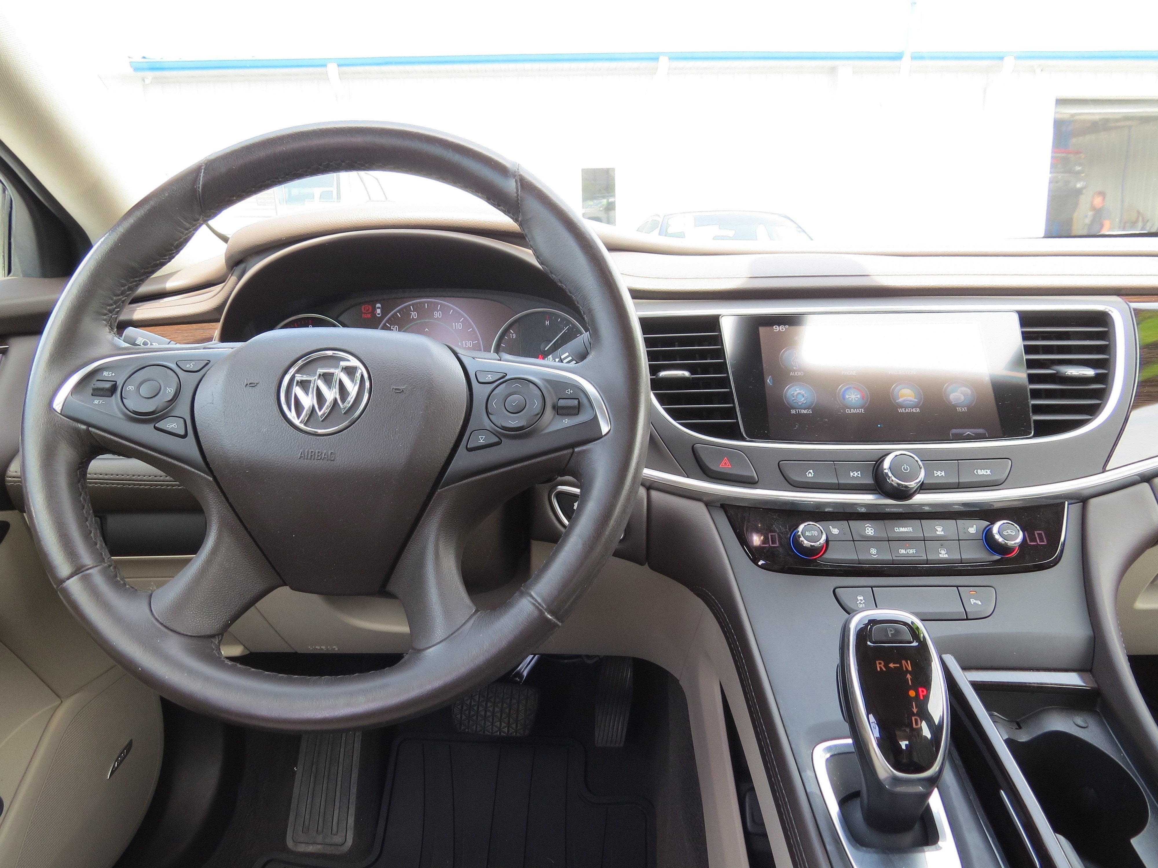 2017 Buick LaCrosse Essence