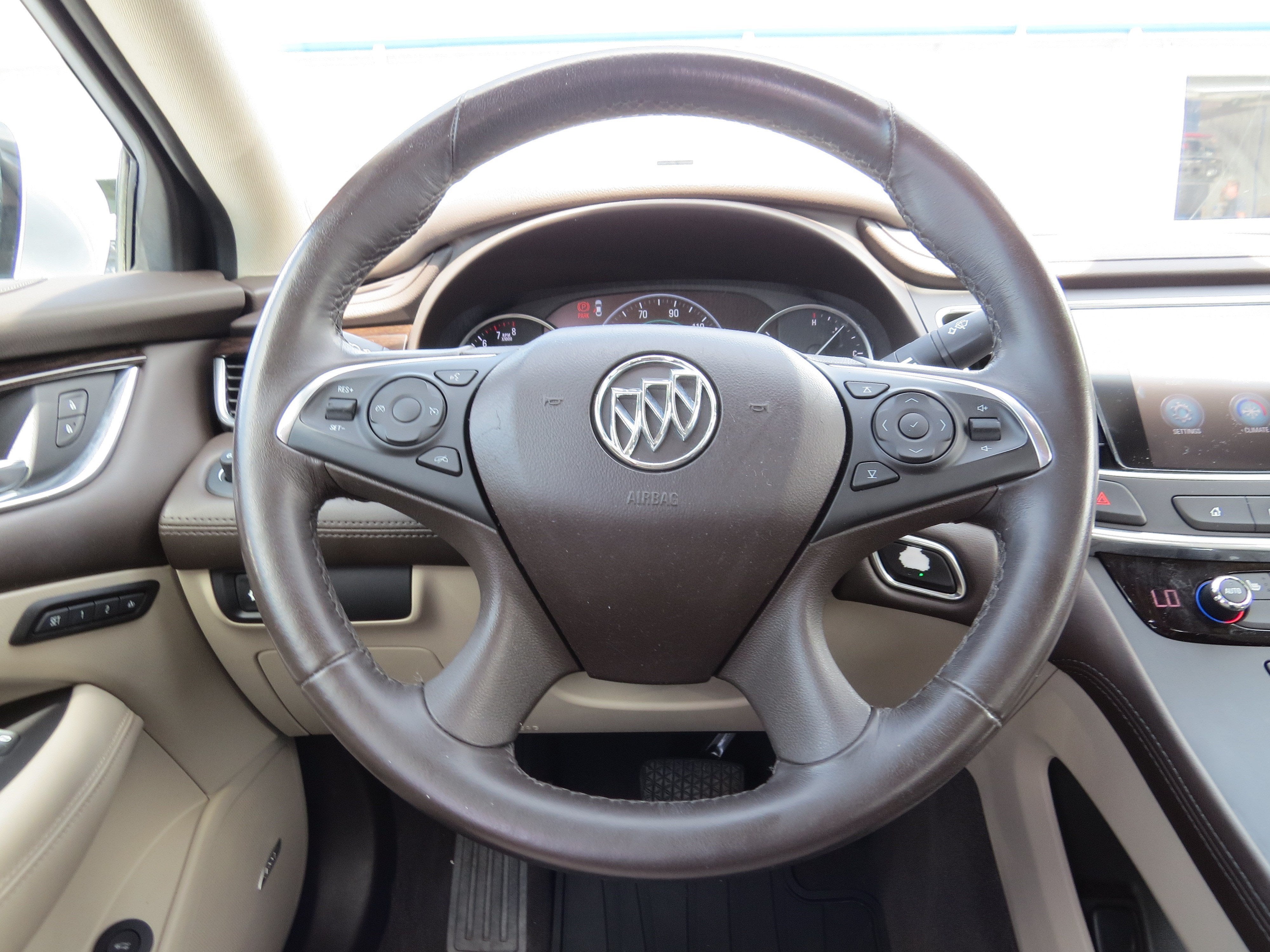 2017 Buick LaCrosse Essence