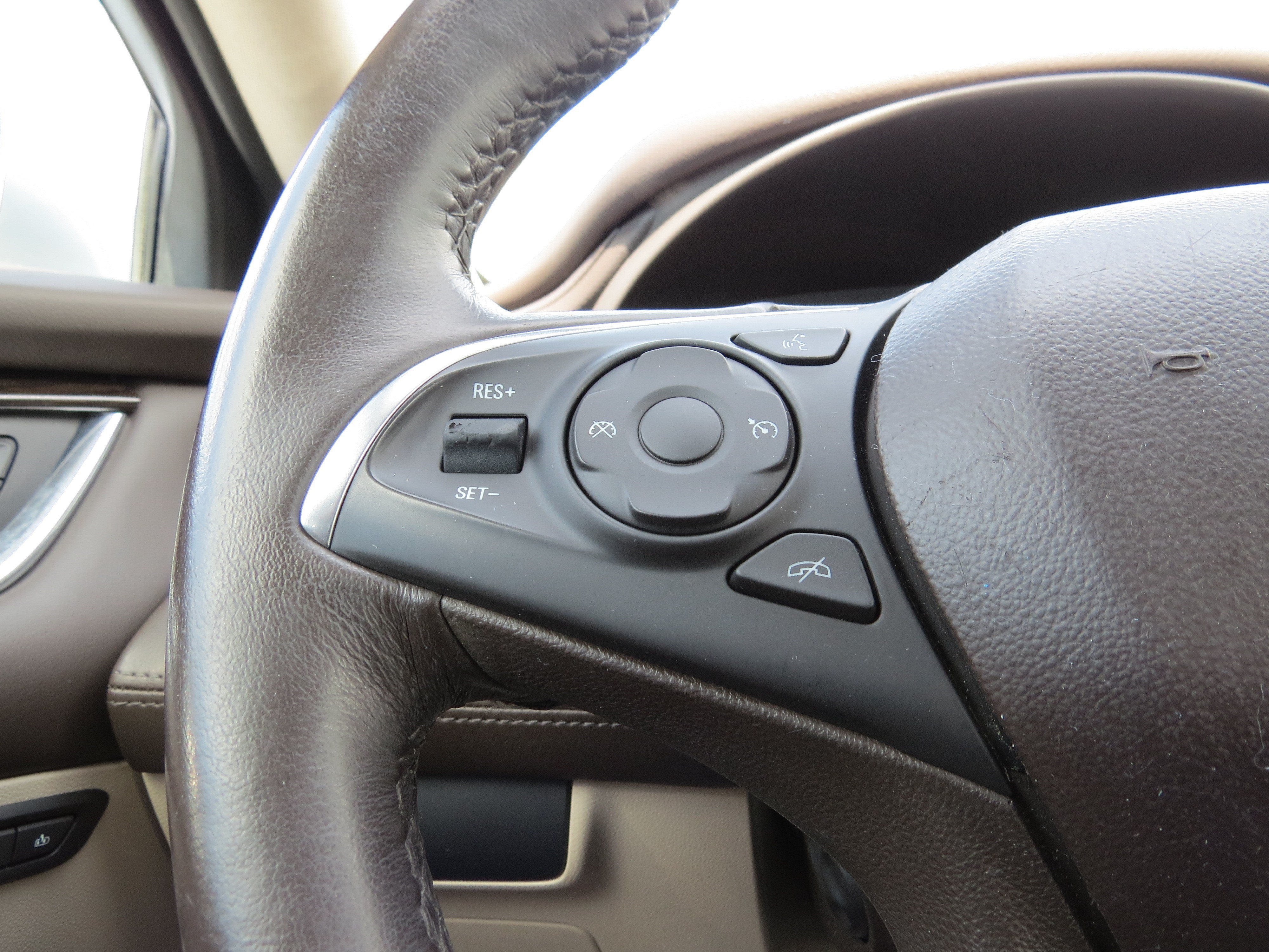 2017 Buick LaCrosse Essence