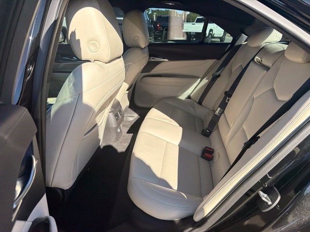 2023 Cadillac CT4 Luxury