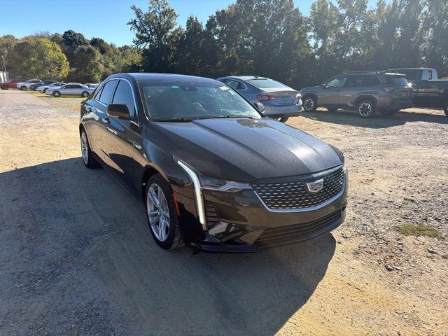 2023 Cadillac CT4 Luxury