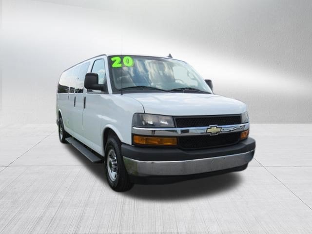 2020 Chevrolet Express Passenger 3500 LT