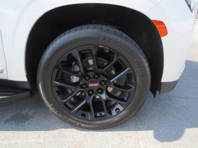 2022 GMC Yukon SLT