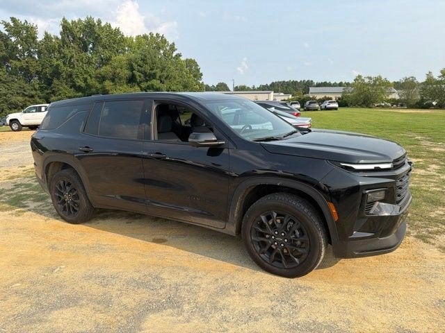 2024 Chevrolet Traverse LS