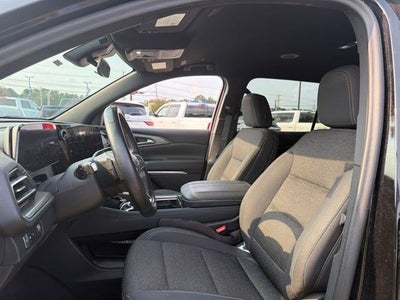 2024 Chevrolet Traverse LS