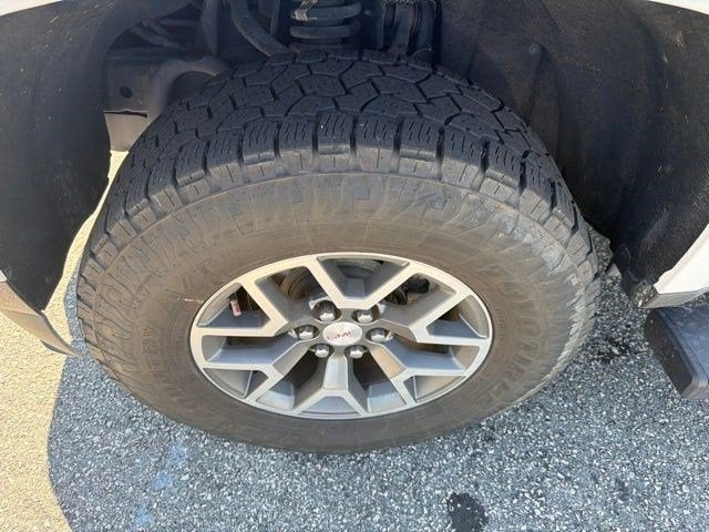 2022 GMC Canyon 4WD AT4 w/Cloth