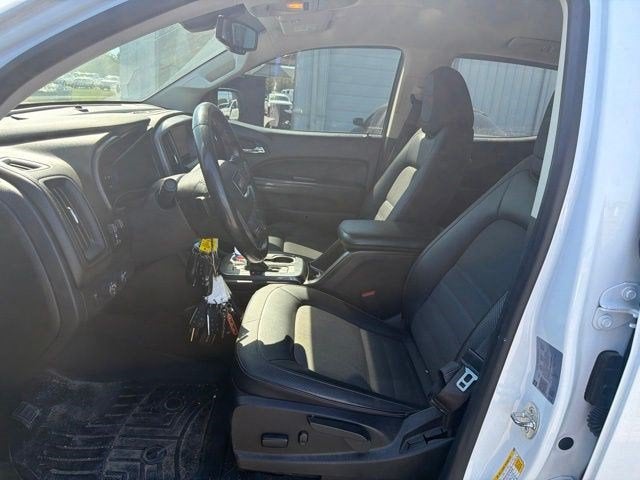 2022 GMC Canyon 4WD AT4 w/Cloth