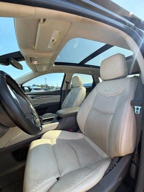 2017 Cadillac XT5 Luxury FWD