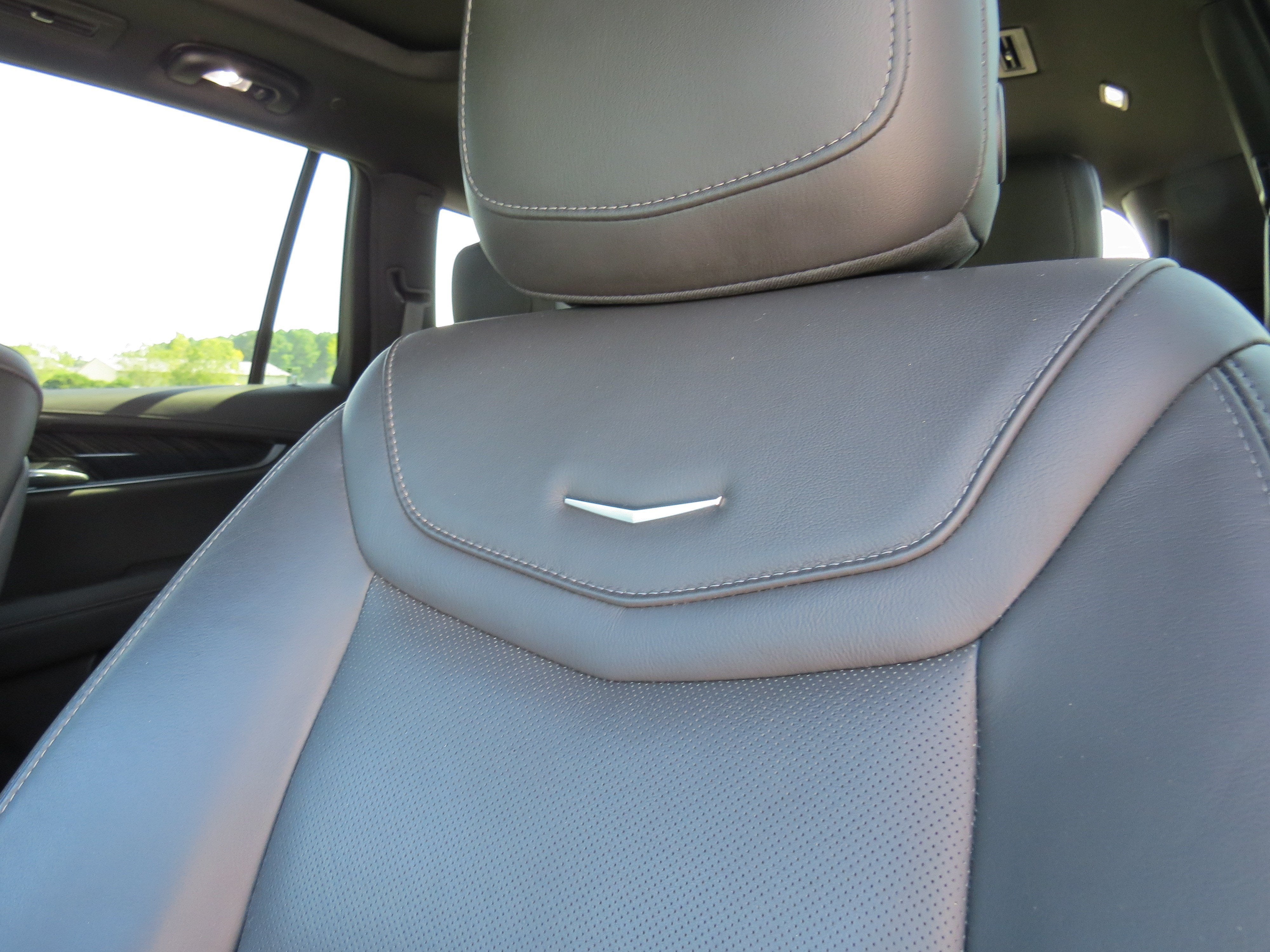 2023 Cadillac XT6 FWD Premium Luxury