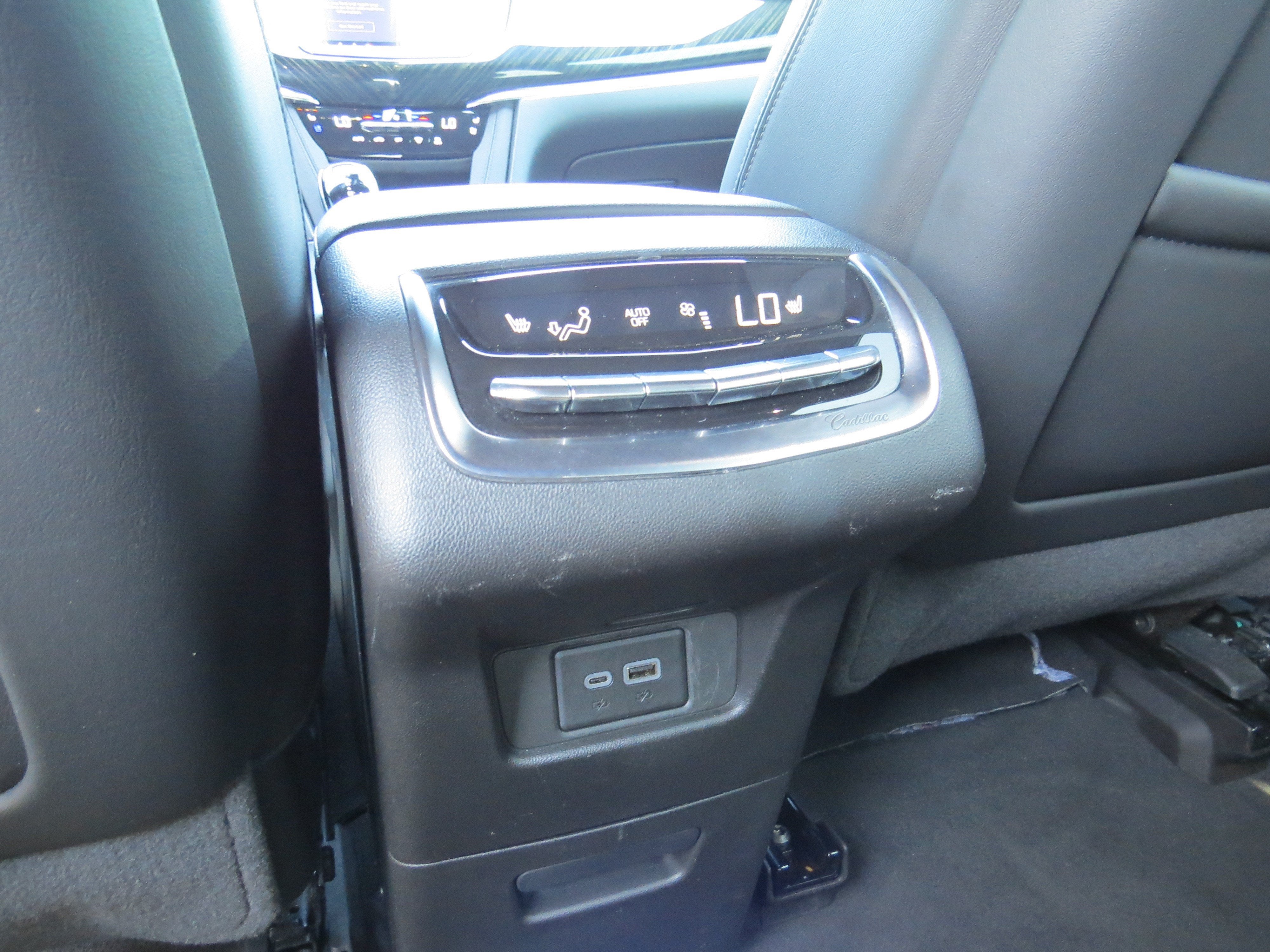 2023 Cadillac XT6 FWD Premium Luxury
