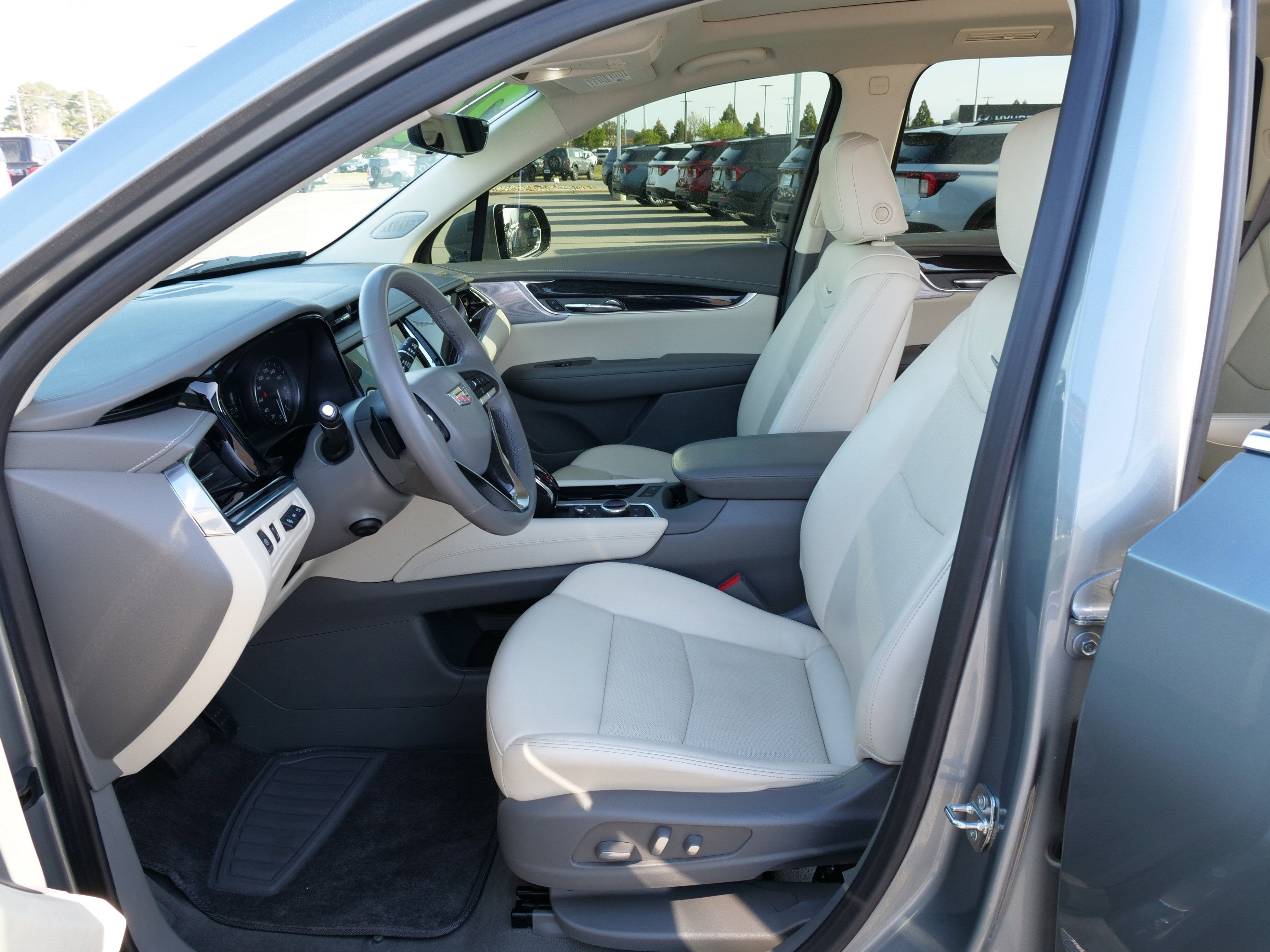 2023 Cadillac XT6 Premium Luxury
