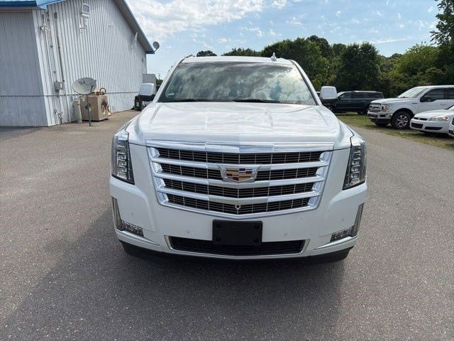 2018 Cadillac Escalade Luxury