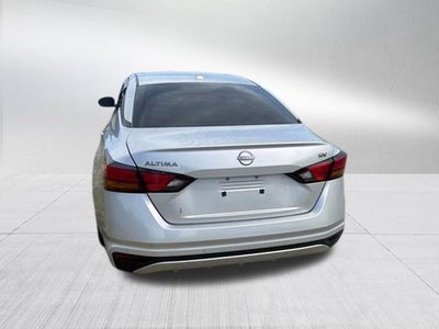 2024 Nissan Altima SV FWD