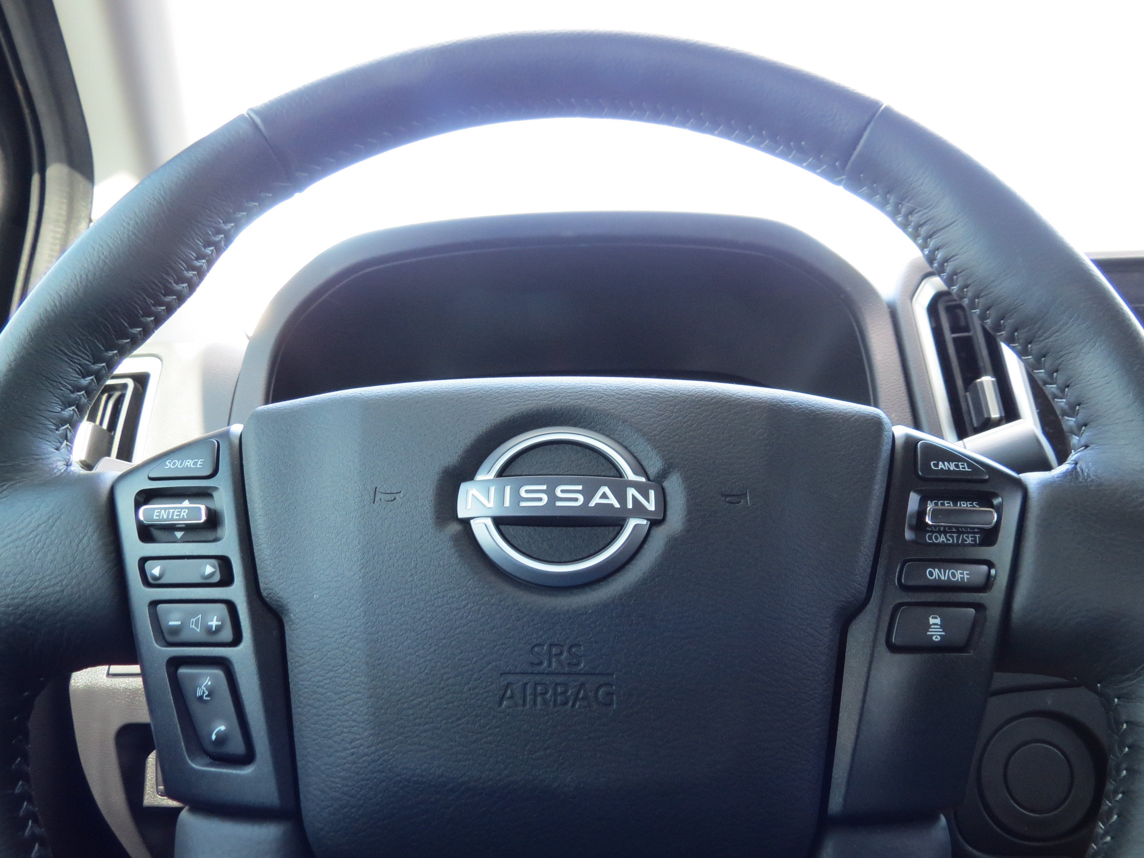 2025 Nissan Frontier Crew Cab SV 4x2