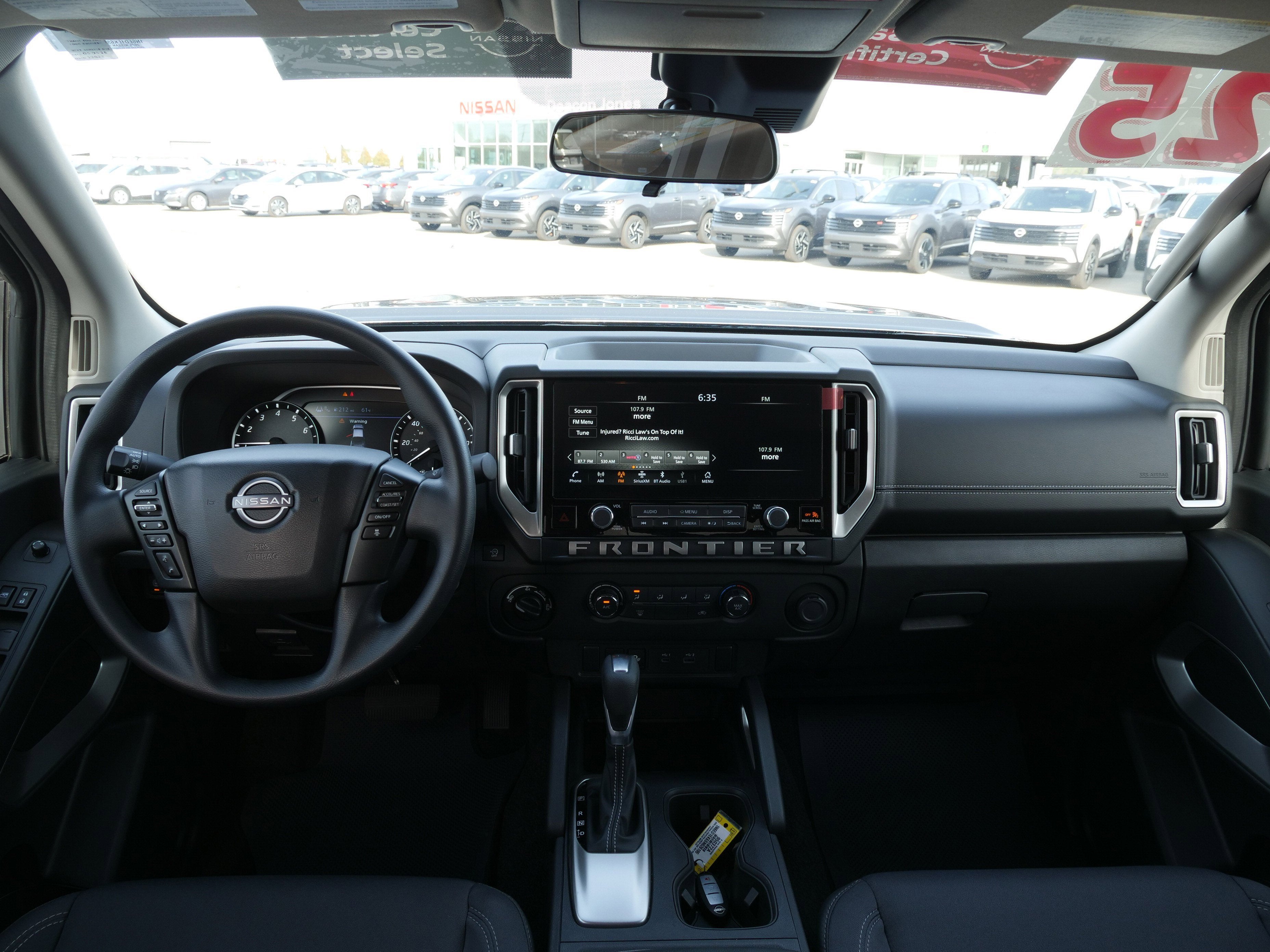 2025 Nissan Frontier Crew Cab SV 4x4