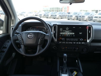 2025 Nissan Frontier Crew Cab SV 4x4