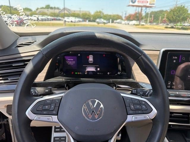 2024 Volkswagen Atlas 2.0T SEL Premium R-Line