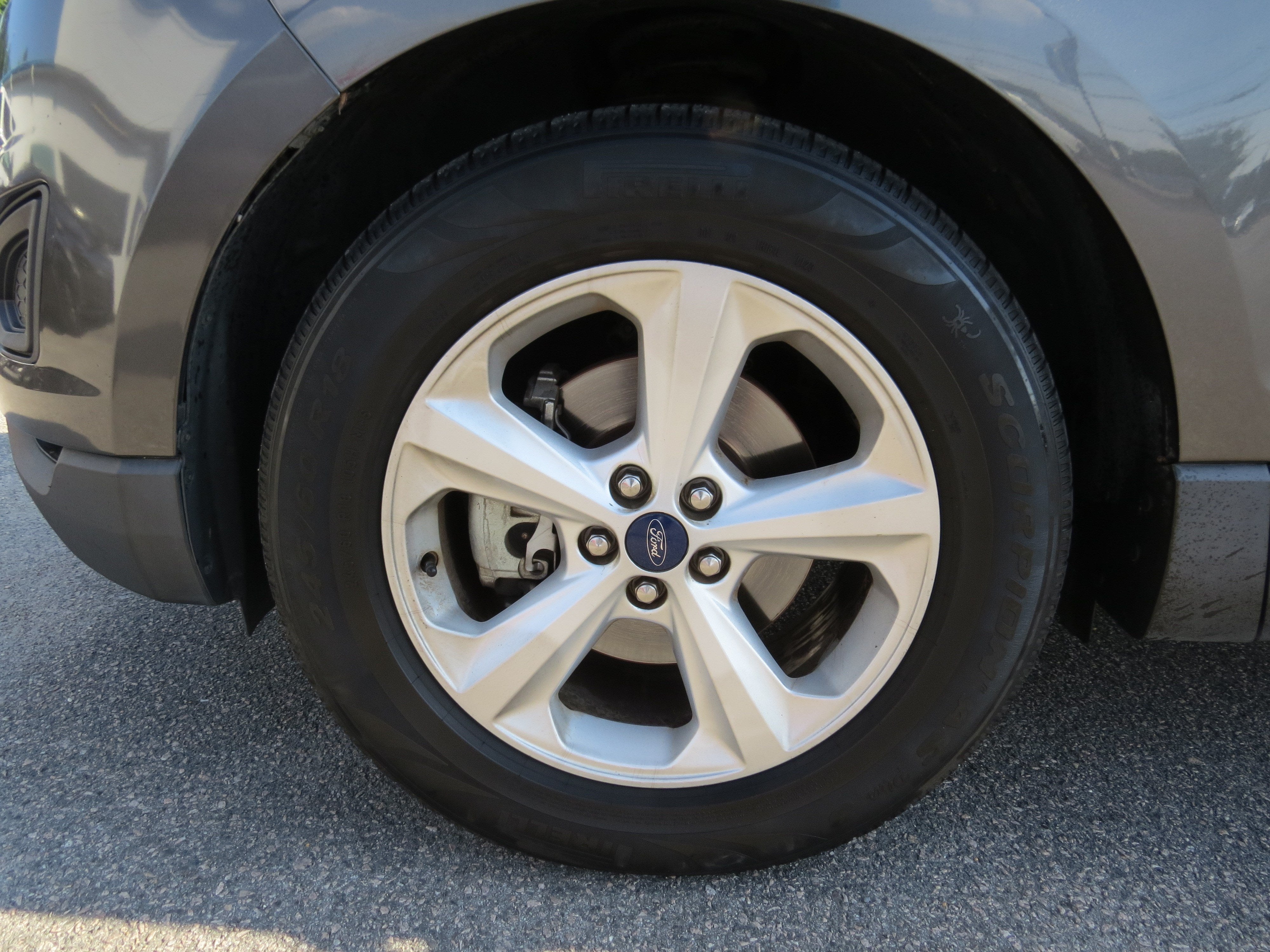 2016 Ford Edge SE