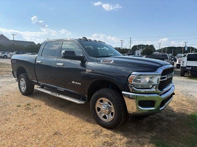 2022 RAM 2500 Tradesman Crew Cab 4x4 6'4" Box