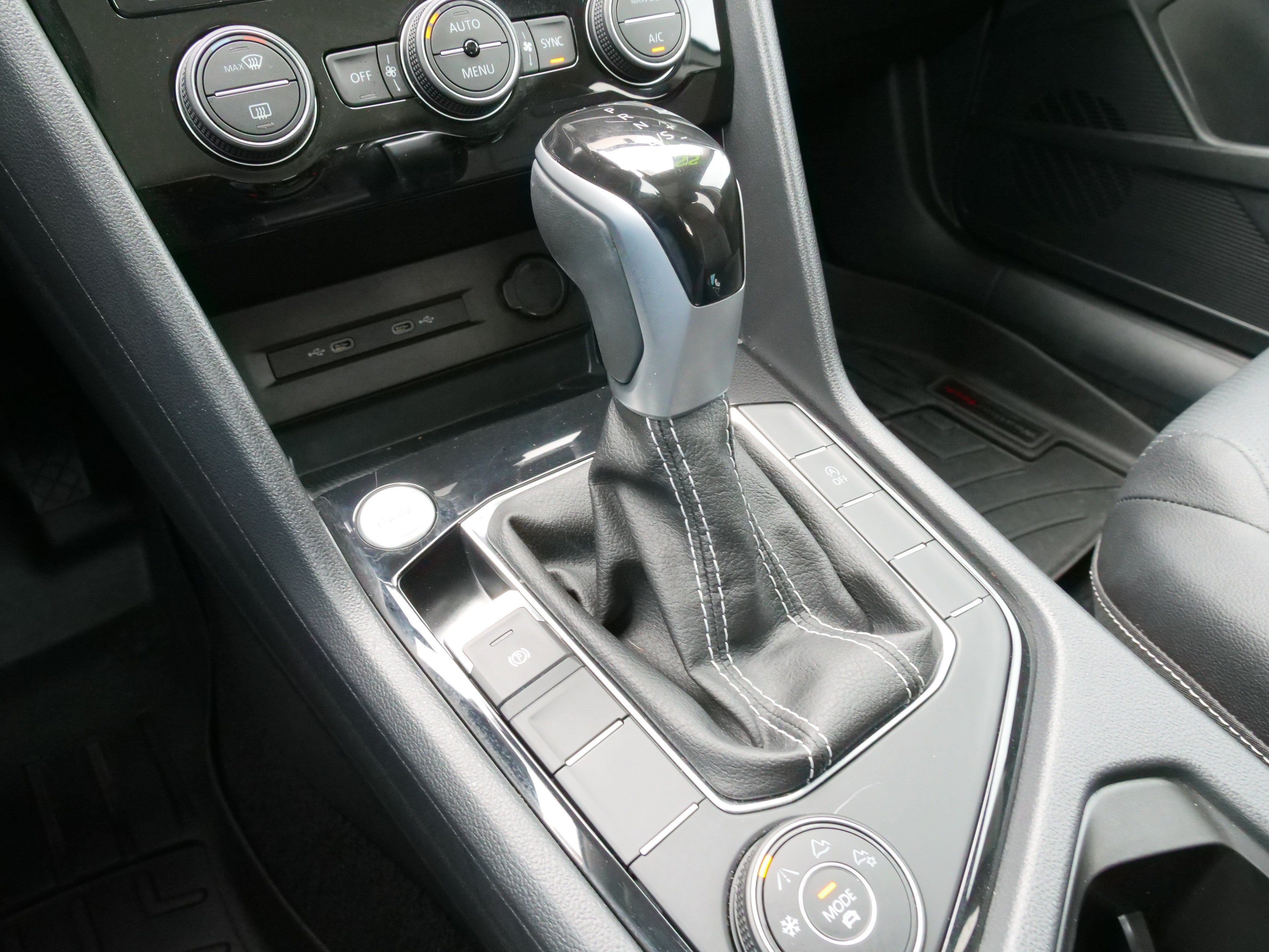 2022 Volkswagen Taos 1.5T SEL