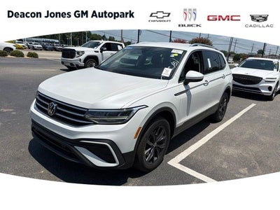 2023 Volkswagen Tiguan 2.0T SE