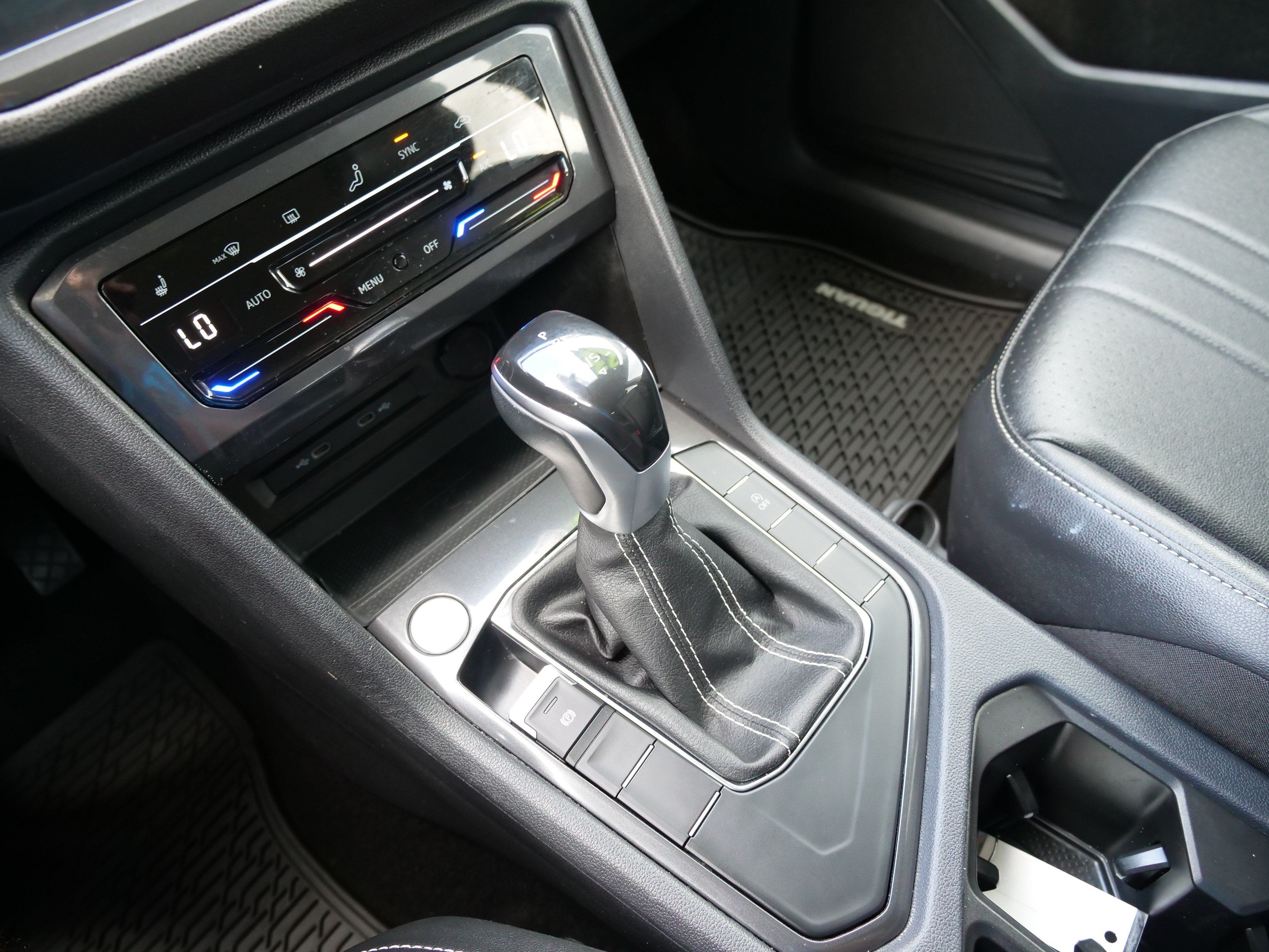 2023 Volkswagen Tiguan SE - Photo 24