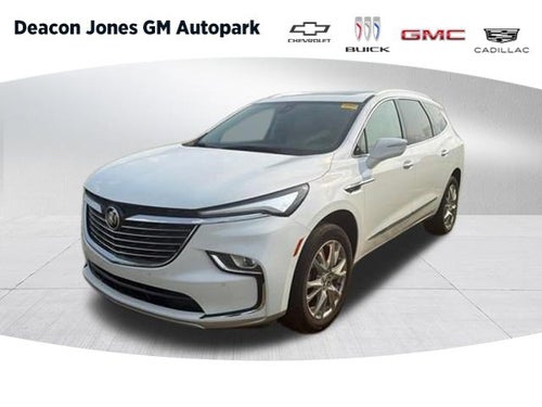 2023 Buick Enclave Essence