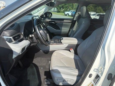 2021 Toyota Highlander Platinum