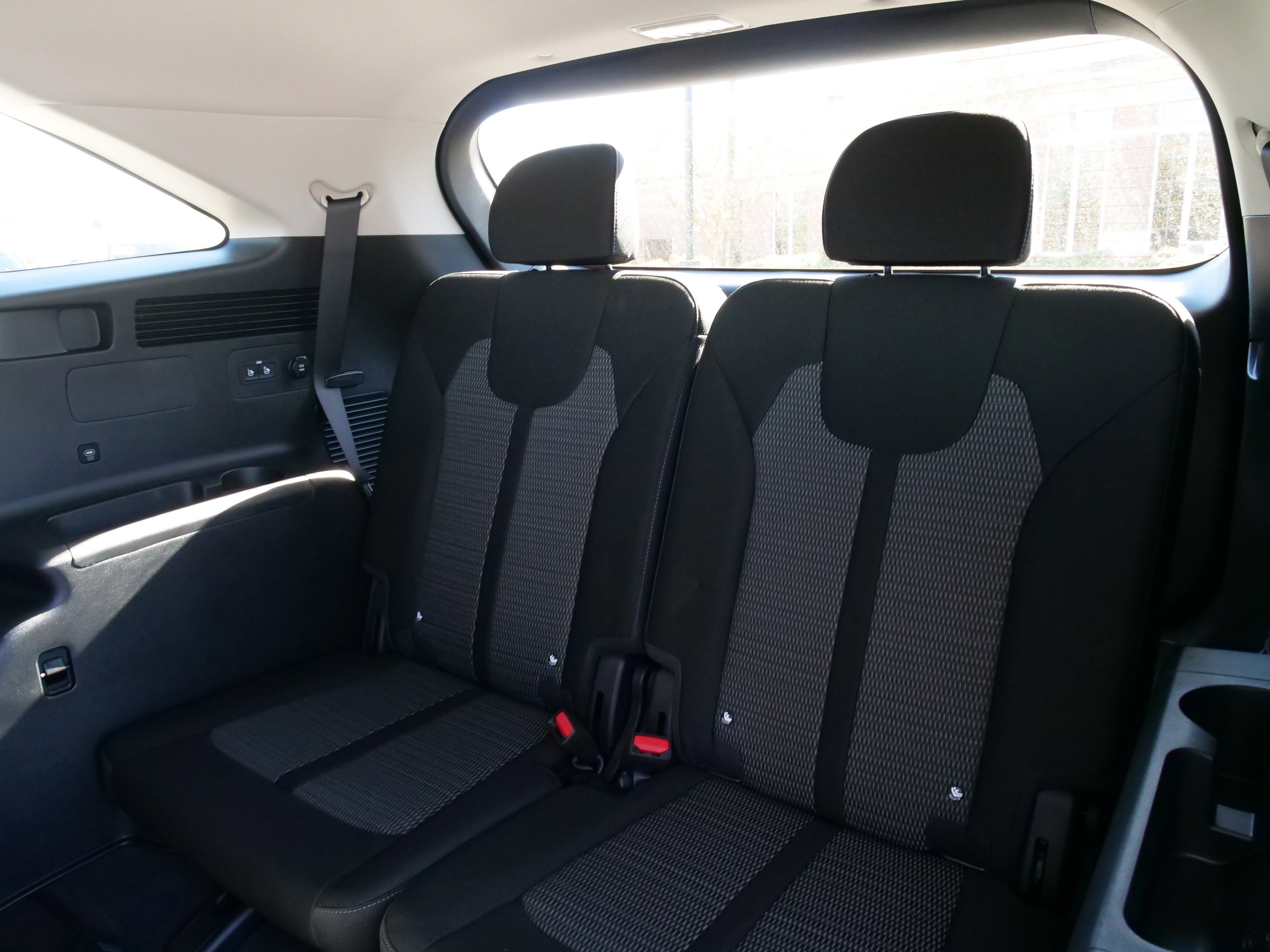 2025 Kia Sorento LX