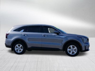 2025 Kia Sorento LX