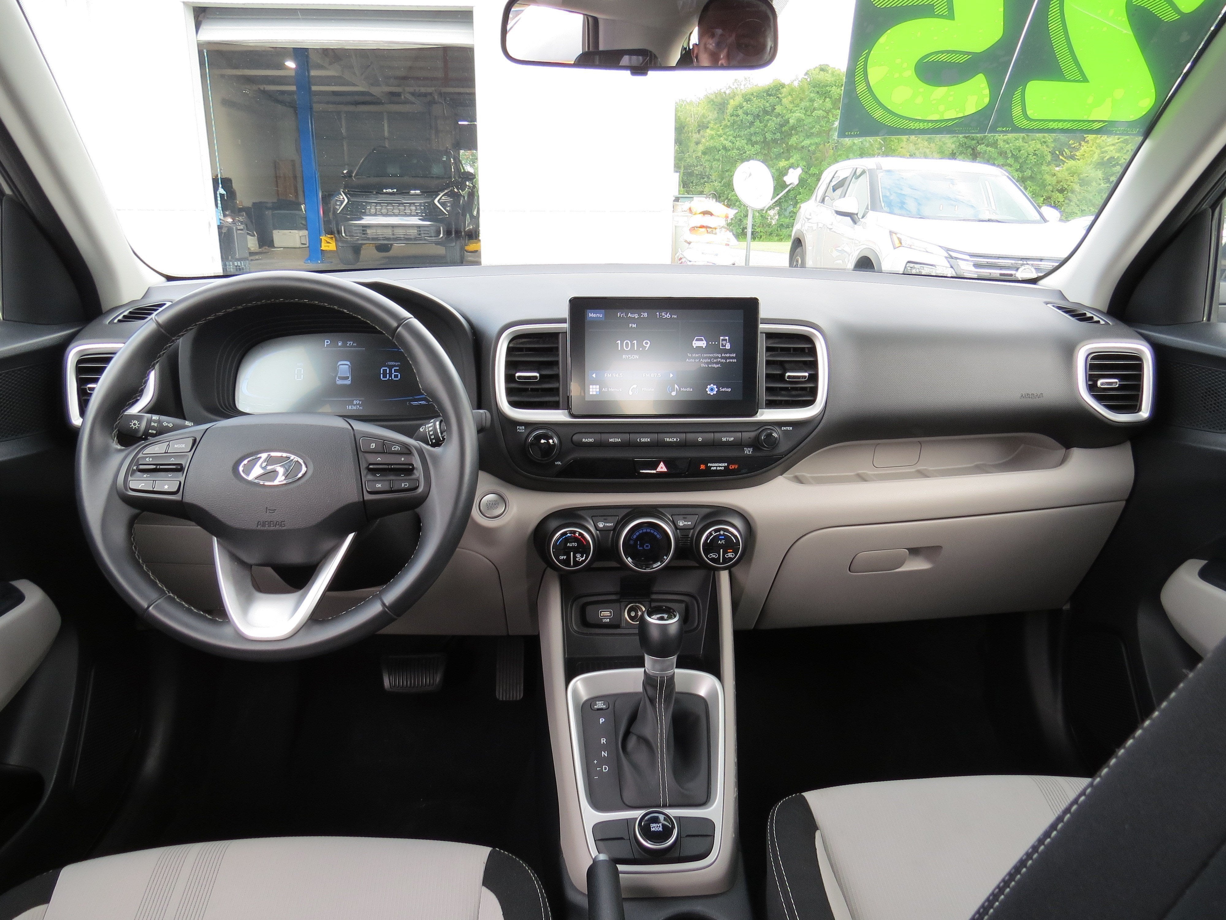 2025 Hyundai Venue SEL