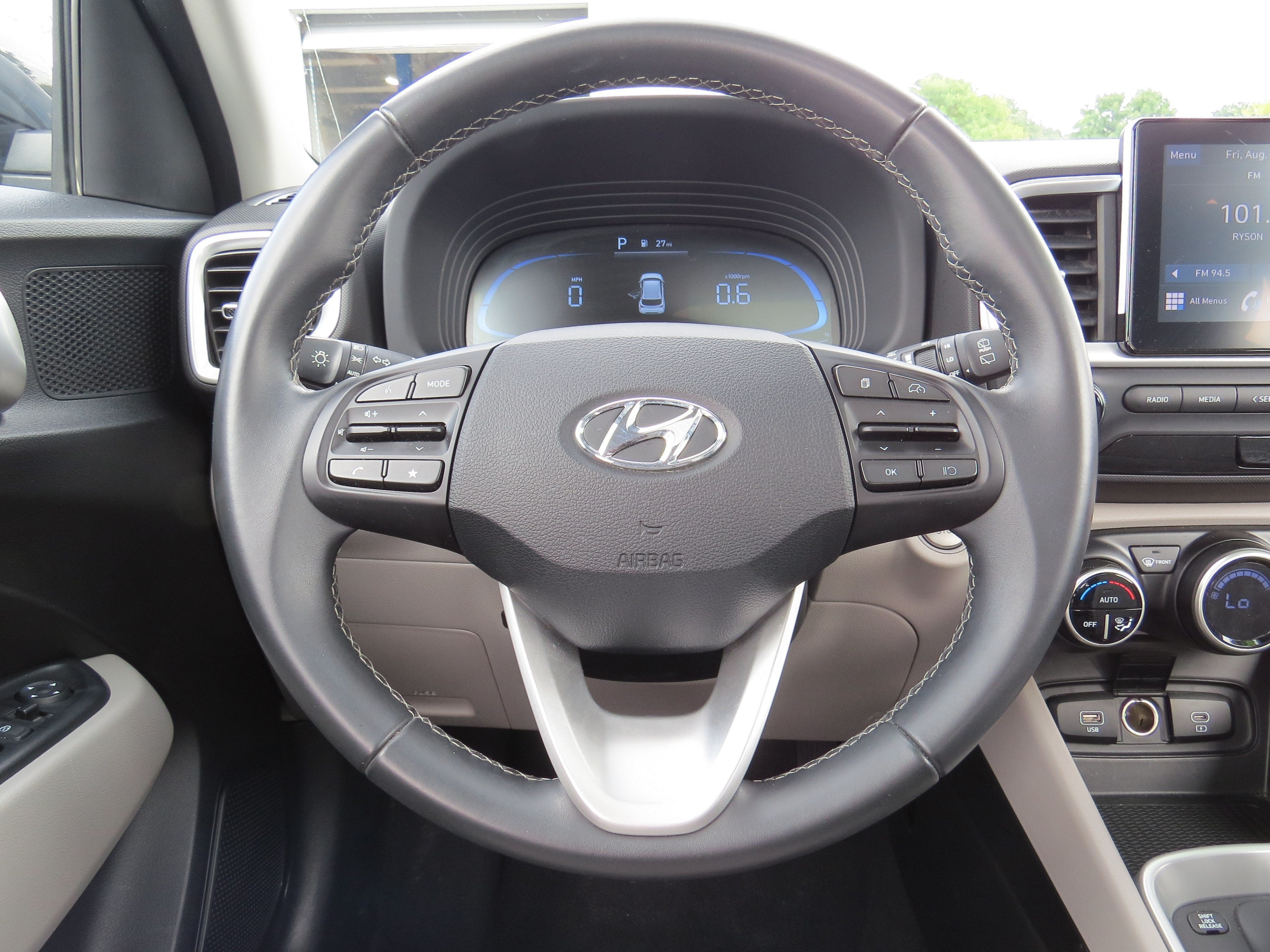 2025 Hyundai Venue SEL