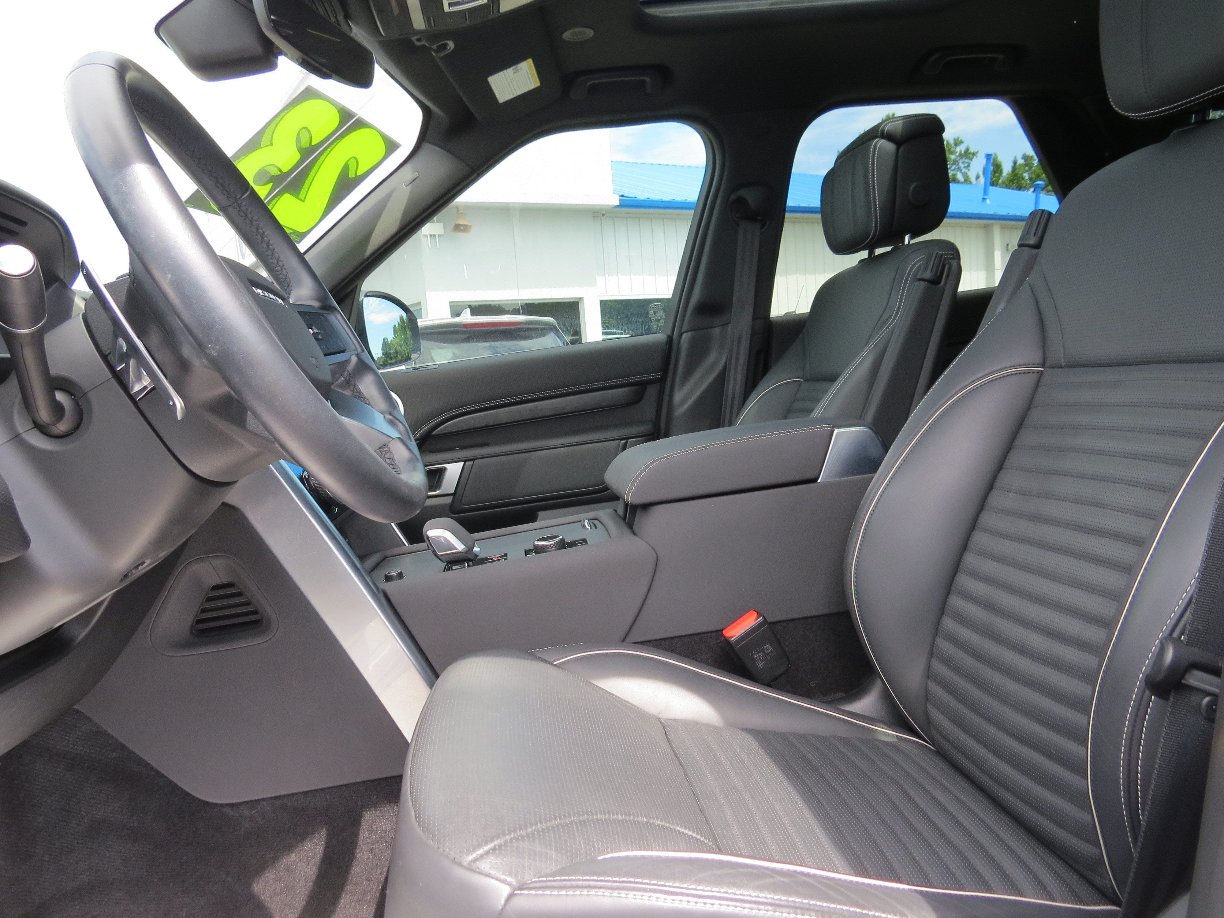 2023 Land Rover Discovery S R-Dynamic