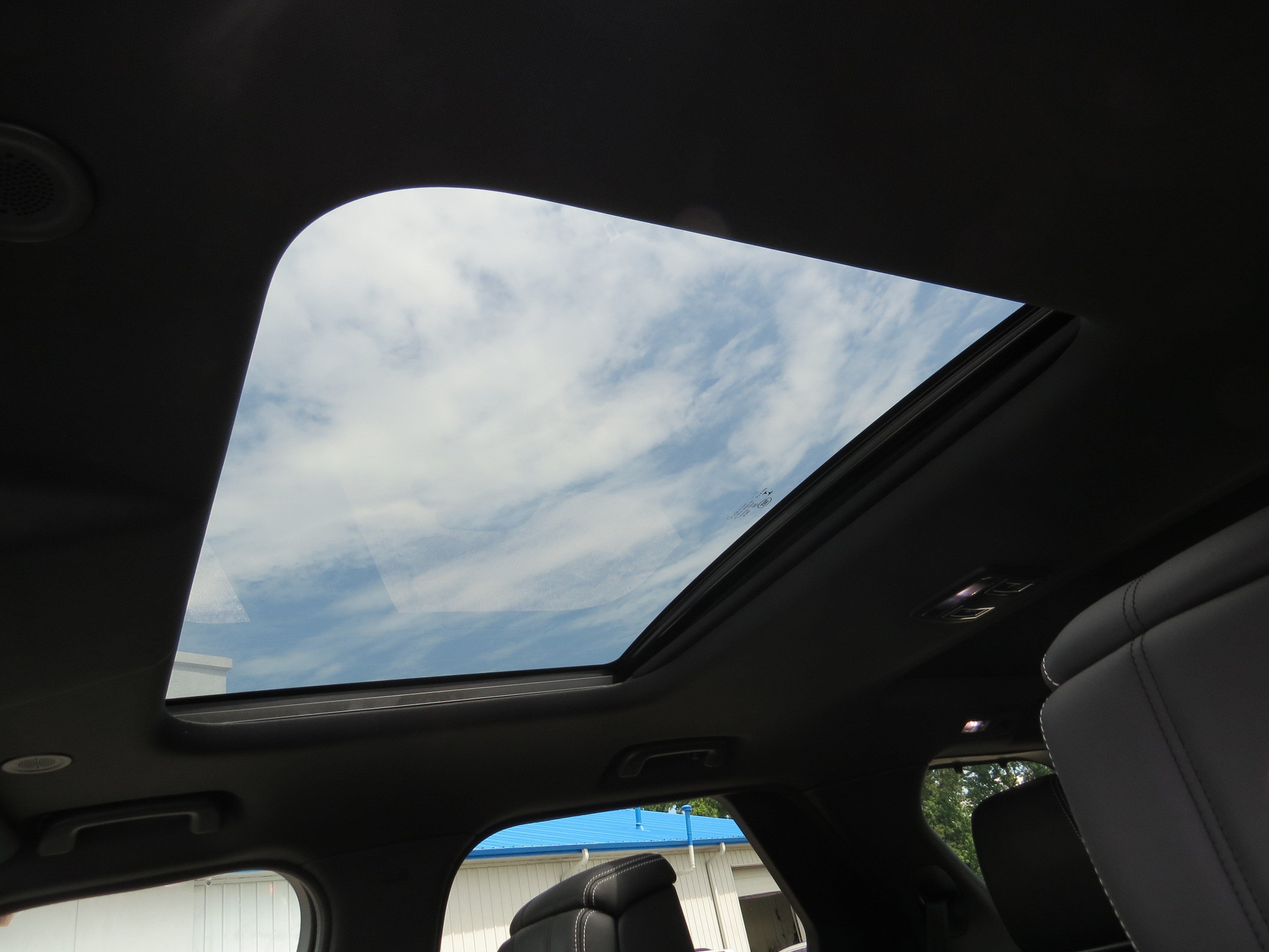 2023 Land Rover Discovery S R-Dynamic