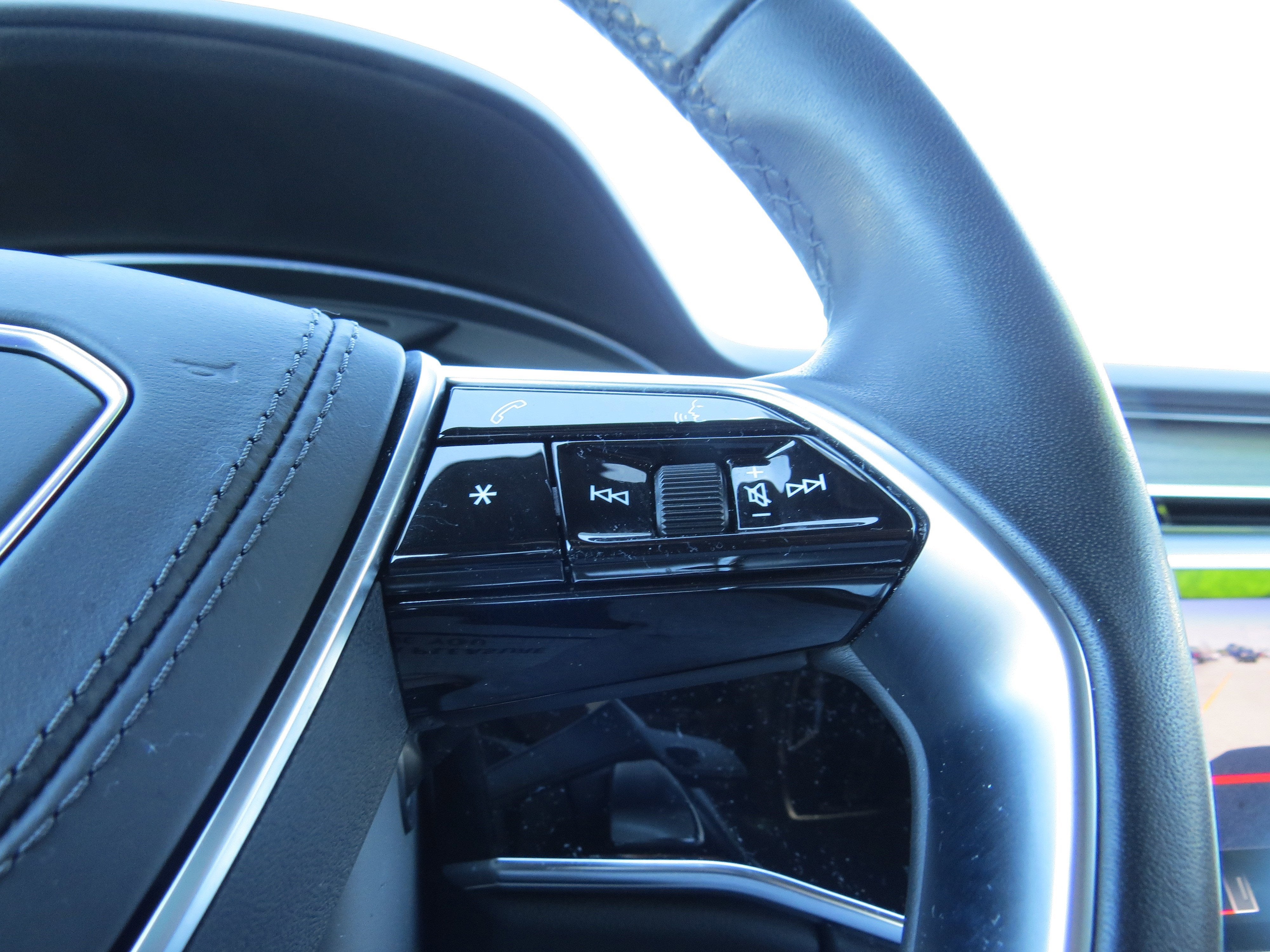 2022 Audi A8 L 55 TFSI quattro Tiptronic
