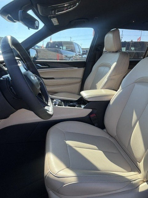 2023 Jeep Grand Cherokee L L Limited