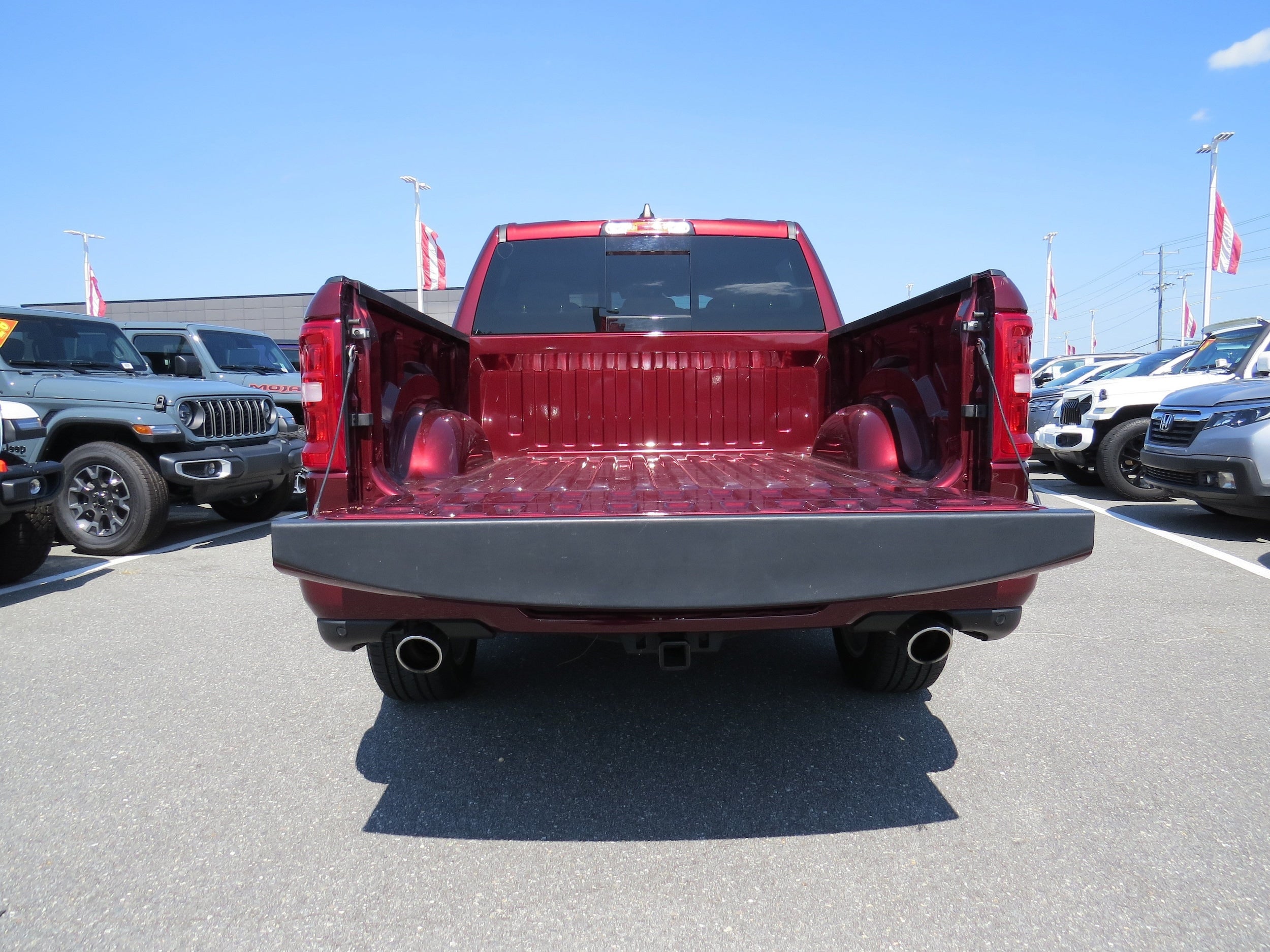 2025 RAM 1500 Big Horn/Lone Star