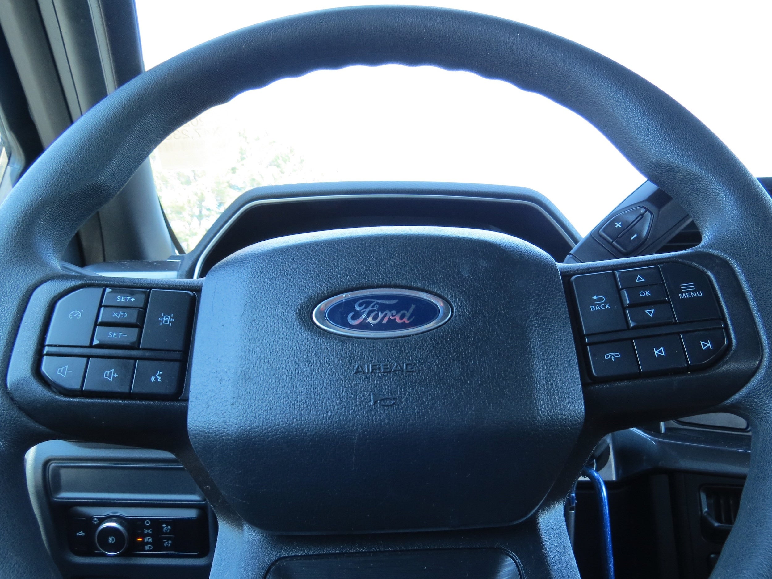 2023 Ford F-150 Base